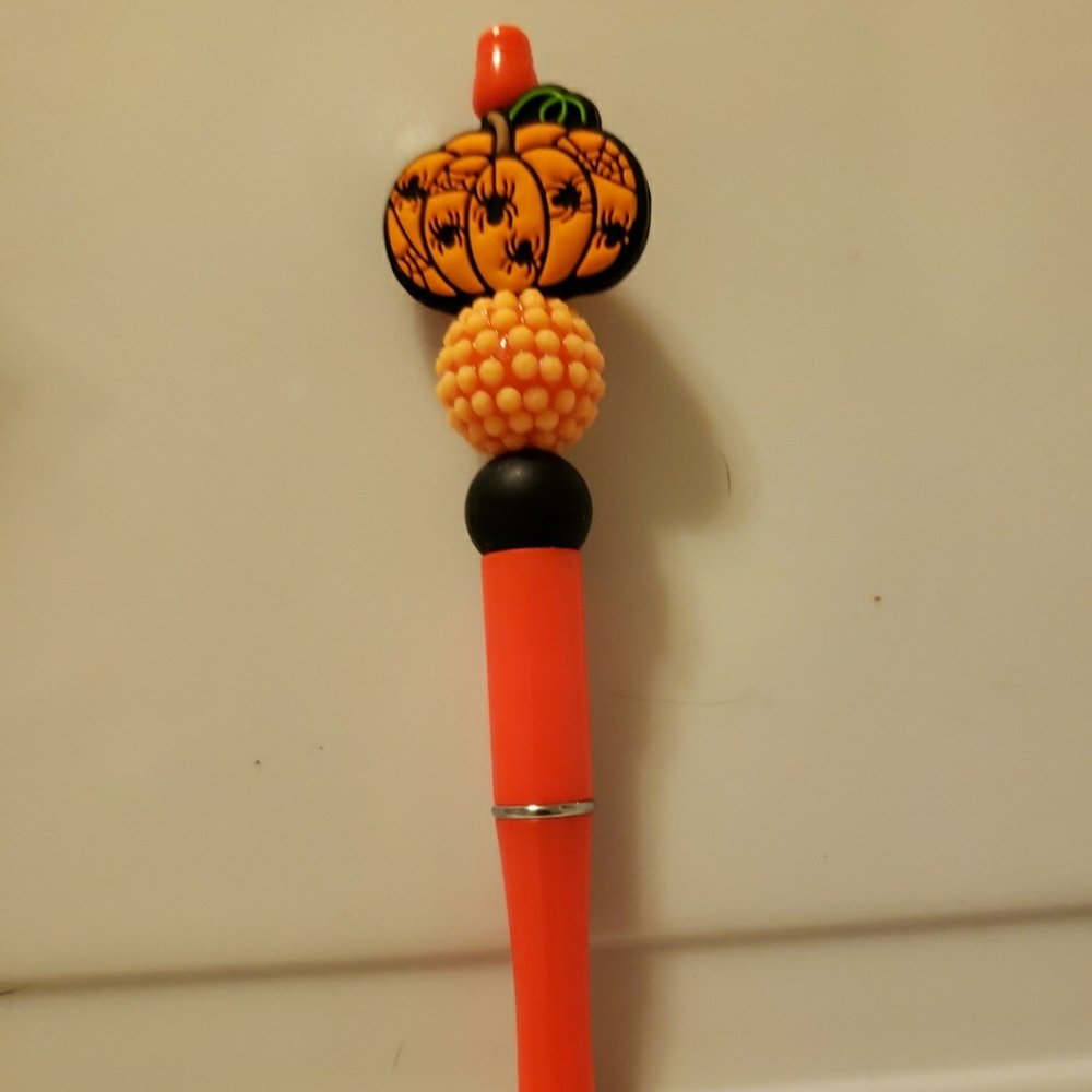 New Handmade Halloween Pumpkin with Spiders Focal Bead Beaded Pen